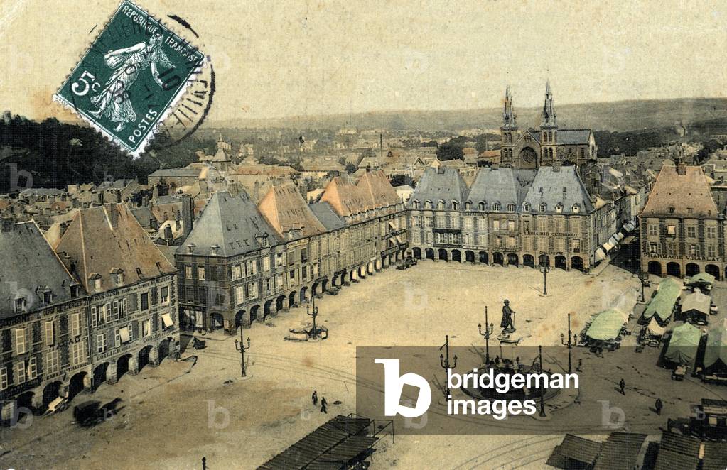 View of the ducal square of Charleville Mezieres, France, 1908 (photo)