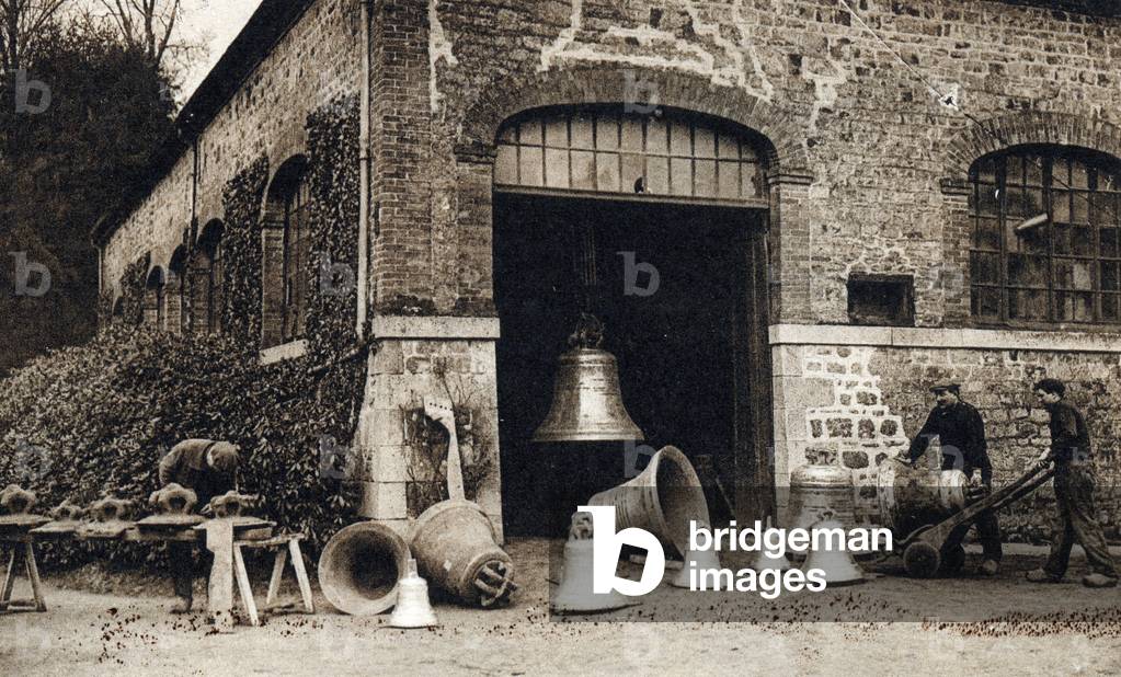 A foundry of bells Cornille-Havard founded by Paul Havard in Villedieu les poeles dans la Manche, Normandy 1910 (artisanal manufacture of large church bells Cornille Havard in Villedieu-les-Poeles, Normandy) Postcard 1910