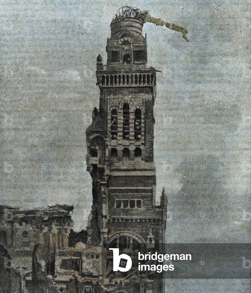 First World War: The Leaning Virgin of Albert of Basilica Notre-Dame de Brebieres, a German shell hits the dome supporting the statue of the Virgin, creating the legend of the Virgin of Albert, Somme 1915 (First world war: destruction of the virgin of the Basilica of Notre-Dame de Brebieres, Albert Somme) Illustration taken from “” Le pelerin”” 21/02/1915 Private Collection Â