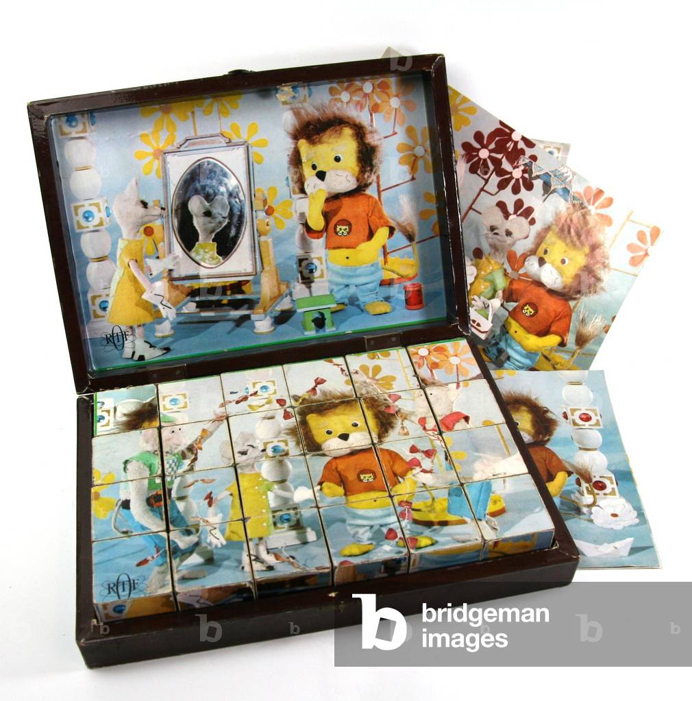 Box of Cubes Titus the Little Lion