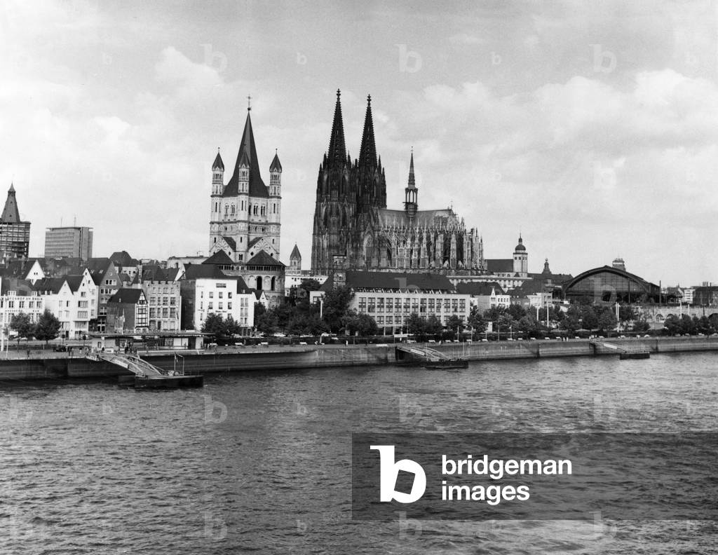 Immagine di Fotografia "CATTEDRALE DI COLONIA" 1960 di Barnaby's Studios Ltd