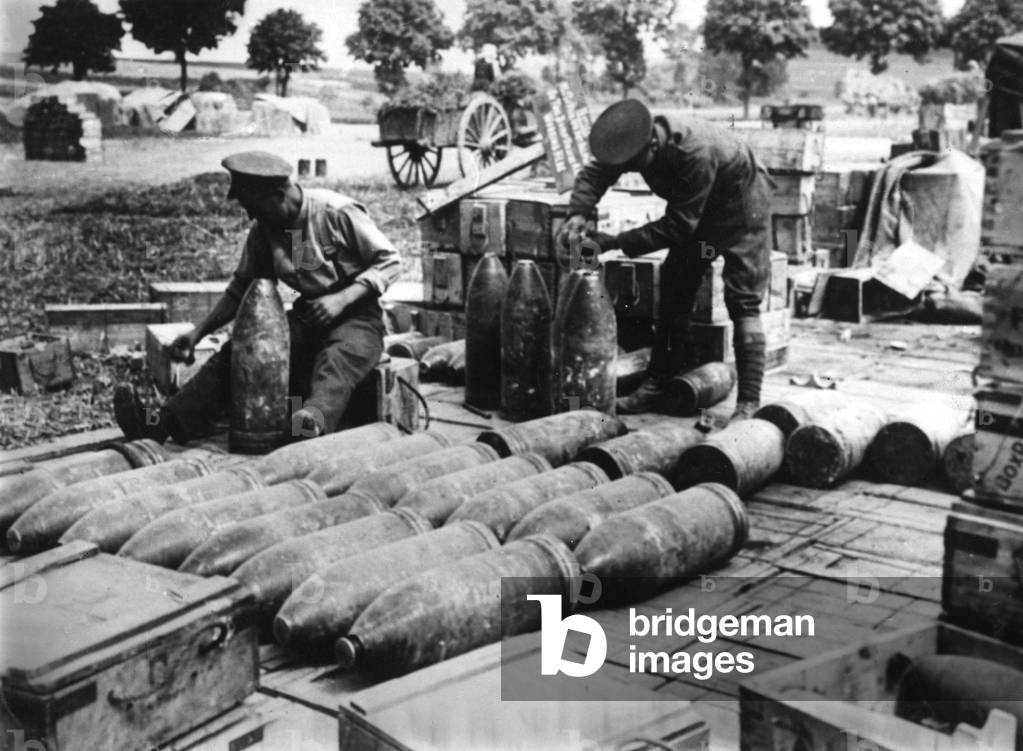 Immagine di Fotografia "CONCHIGLIE DELLA PRIMA GUERRA MONDIALE" 1914 di Barnaby's Studios Ltd