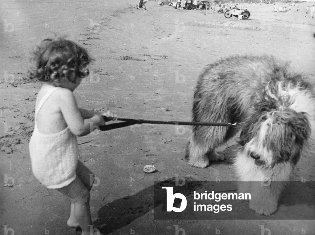 Bild von Fotografie "STRANDFREUNDE" 1950 von Barnaby's Studios Ltd