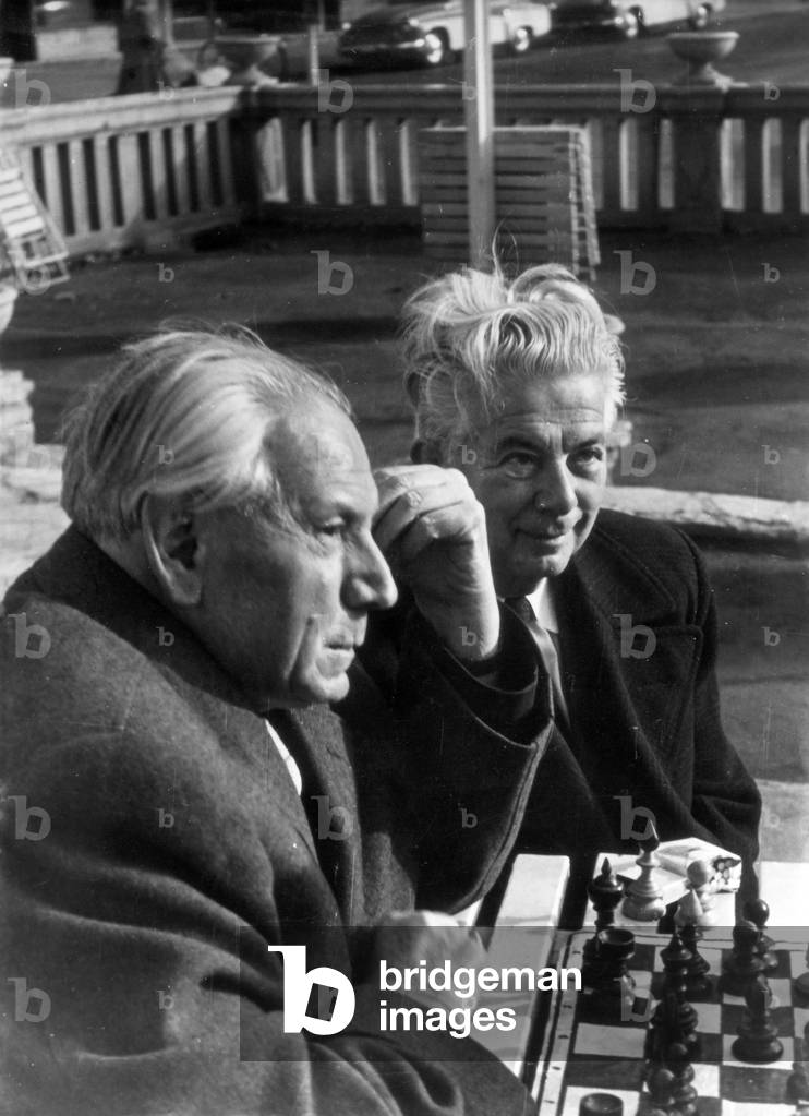 Bild von Fotografie "ALTE MÄNNER SPIELEN SCHACH" 1930 von Barnaby's Studios Ltd