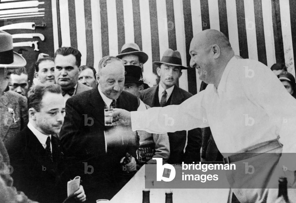 Image of Photography depicting DRINKS TRICK 1930 by Barnaby's Studios Ltd