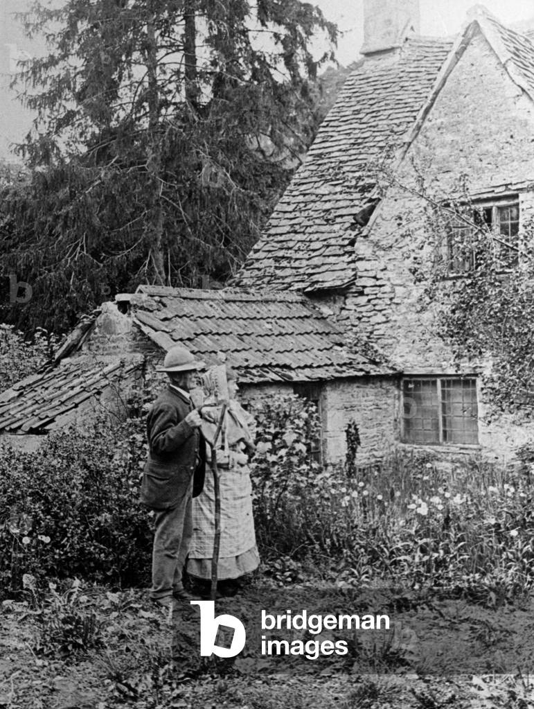 Image of Photography depicting Old cottagers 1890 by Owen Graystone Bird