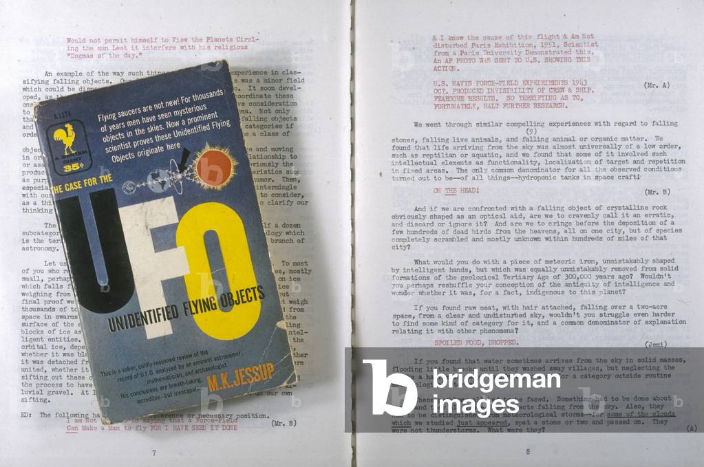 Bild von Fotografie "UFOS/BÜCHER/JESSUP" 1955