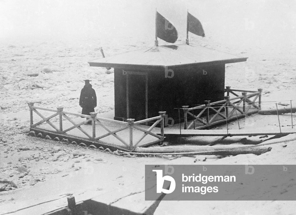 Immagine di Fotografia "FIUME GHIACCIATO DANUBIO" 1930 di Barnaby's Studios Ltd