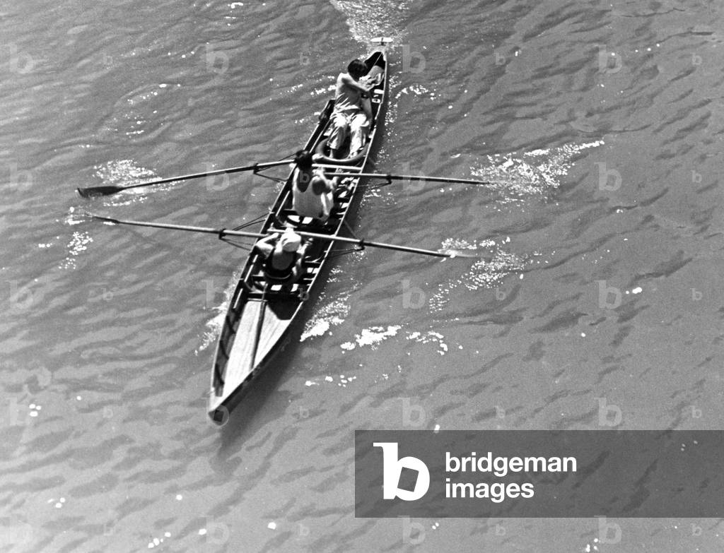 BATEAU À RAMES