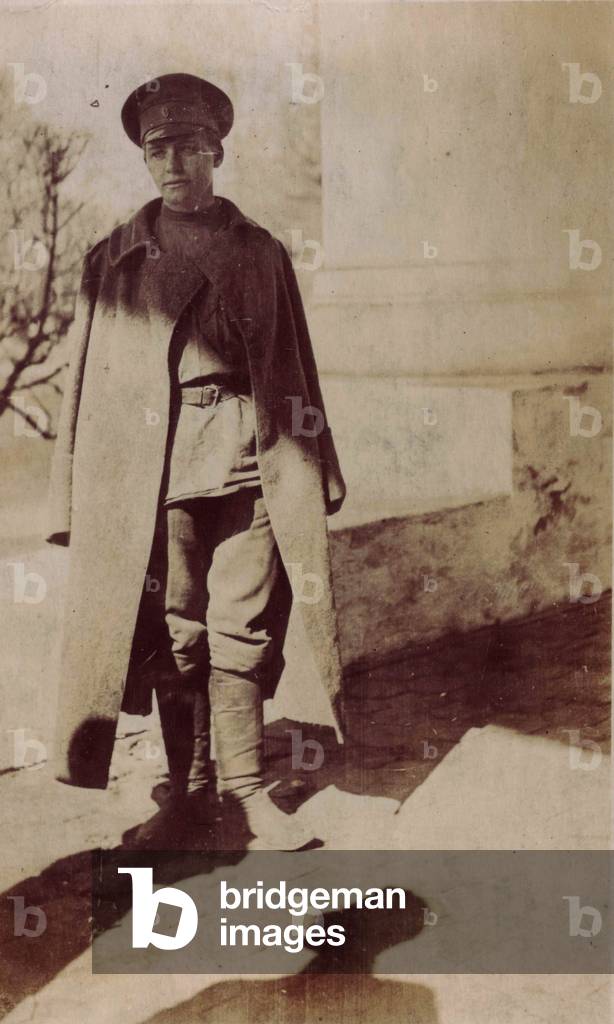 Russian-female front, assisted by a Russian Major, captured and photographed by the Germans after the Battle of Kowel (Poland) in early 1916