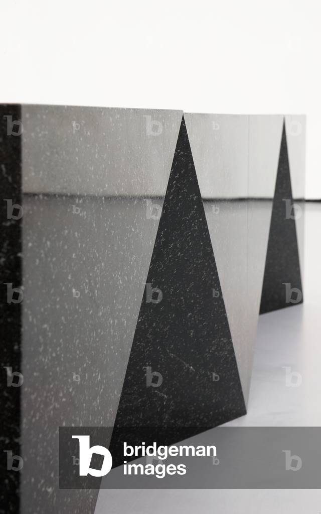 Type II-Petra, 2007 (Hassan green granite)