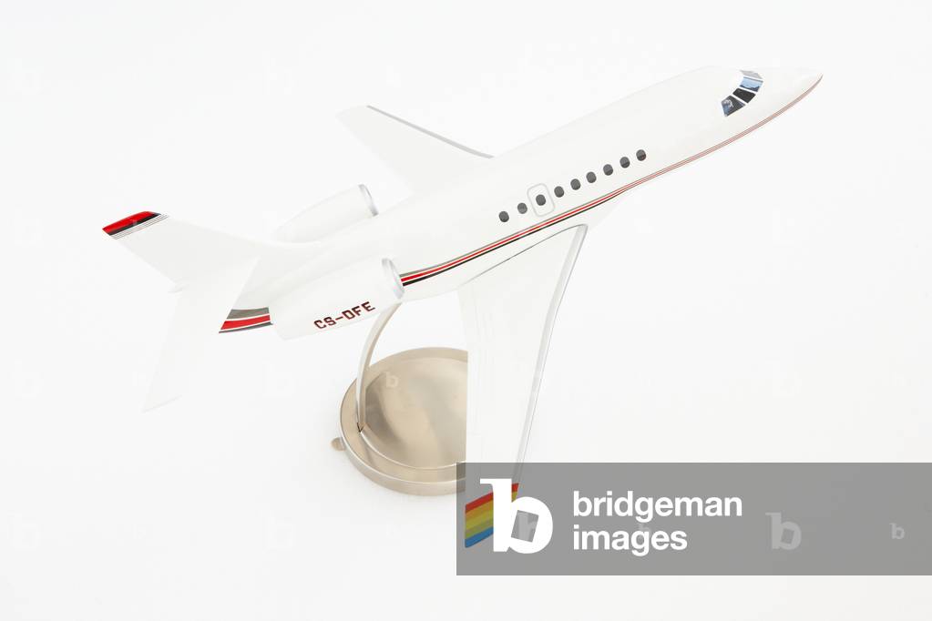 Netjets Falcon 2000, 2004