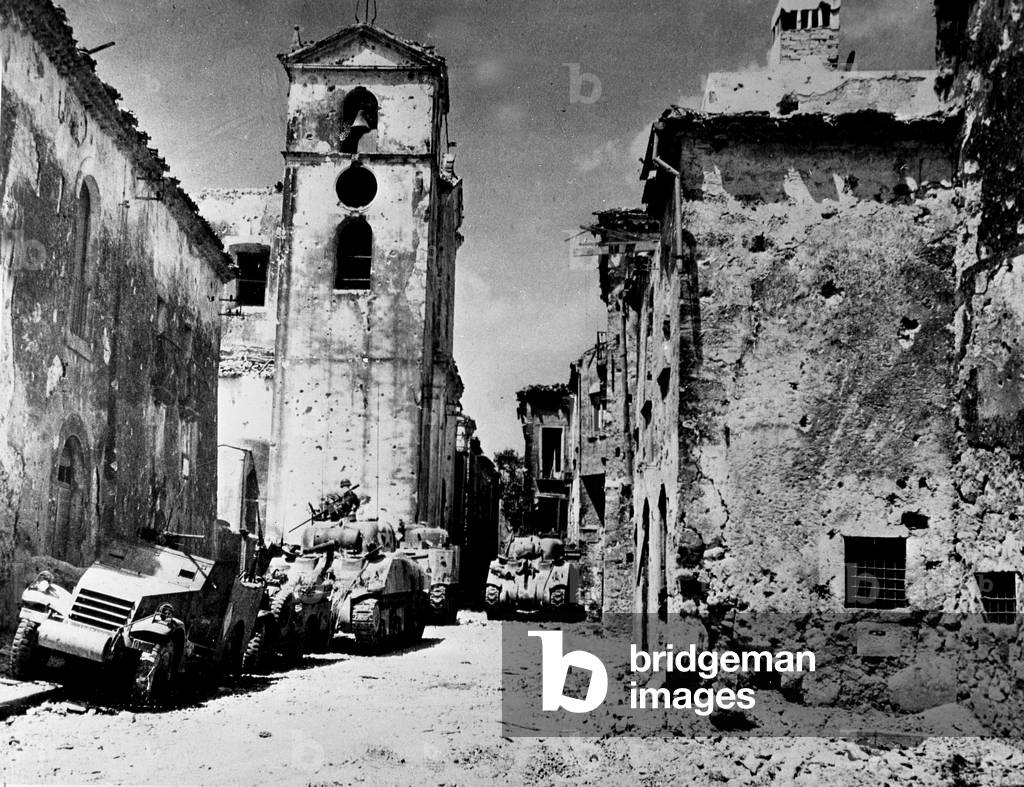 WWII:San Giorgio (Italy) May 17, 1944: In this village south of Cassino, a column of Sherman M4 is waiting to go up line