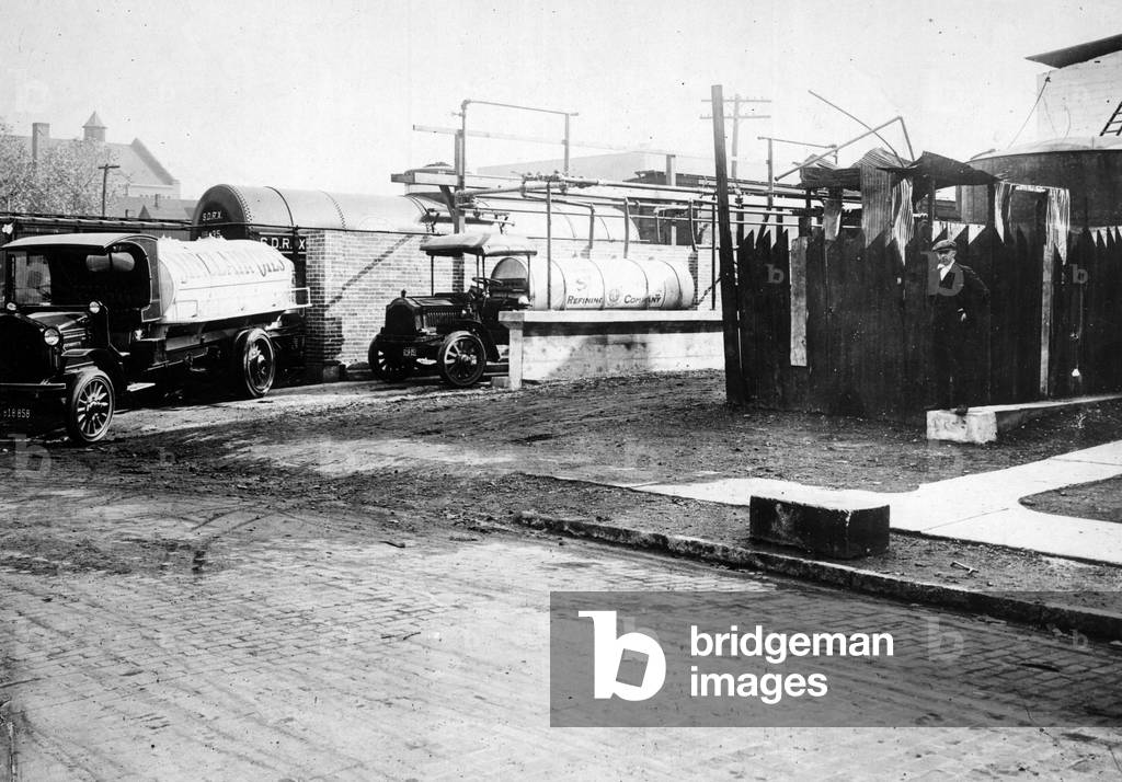 Buffalo (NY) USA around 1920: Gas Distribution Station