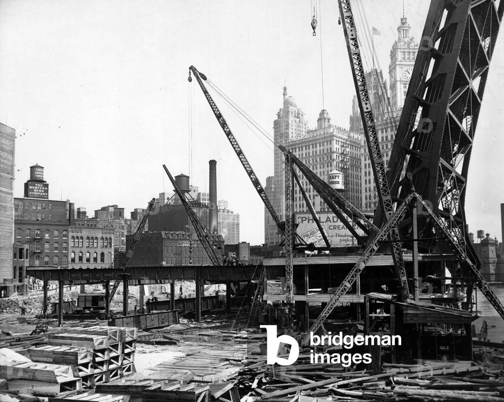 Chicago, Illinois, USA, September 1930: Construction of Wabash Avenue Bridge that will connect Wabash Avenue to Rush Street - Chicago, Illinois, USA, September 1930: construction work on new Wabash Avenue Bridge wich will connect Wabash Avenue and Rush Street