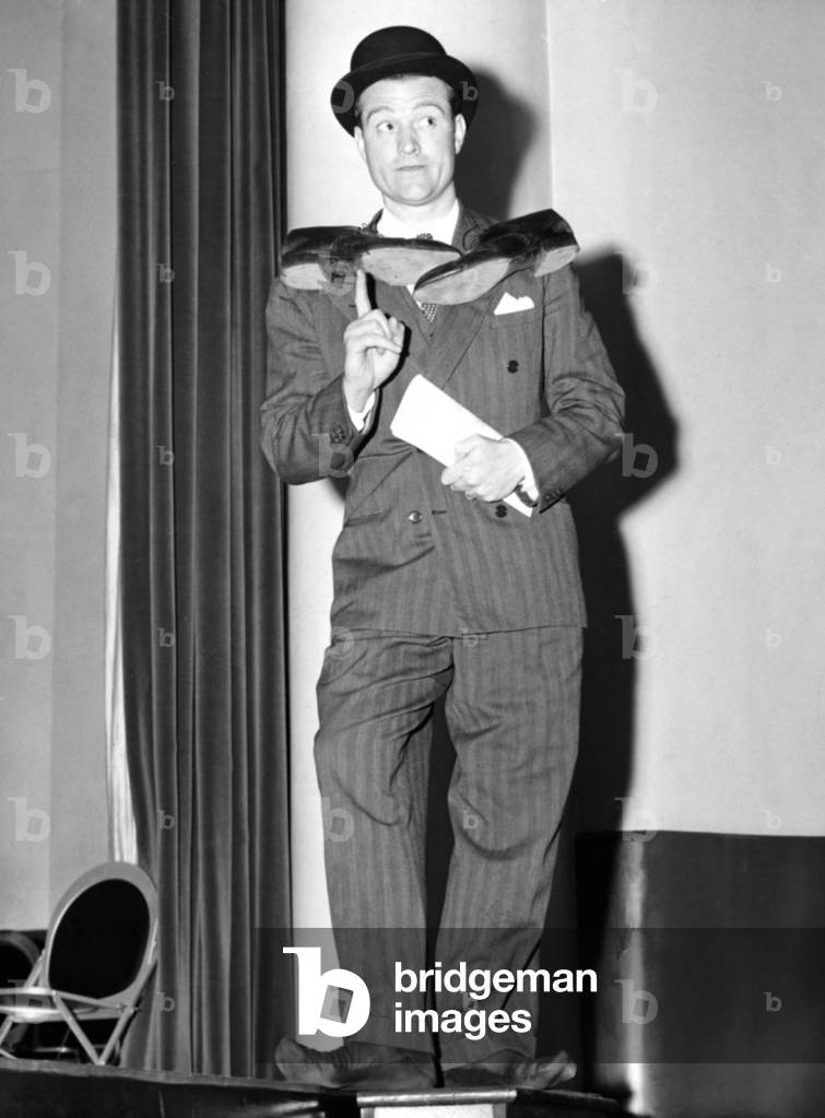Red Skelton has his own ideas about shoe rationing, 2/12/43