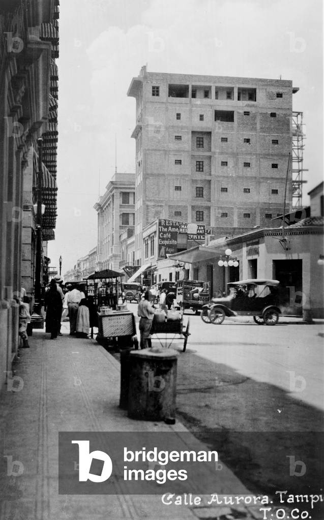 Mexico, street scene in Calle Aurora, c.early 1900s