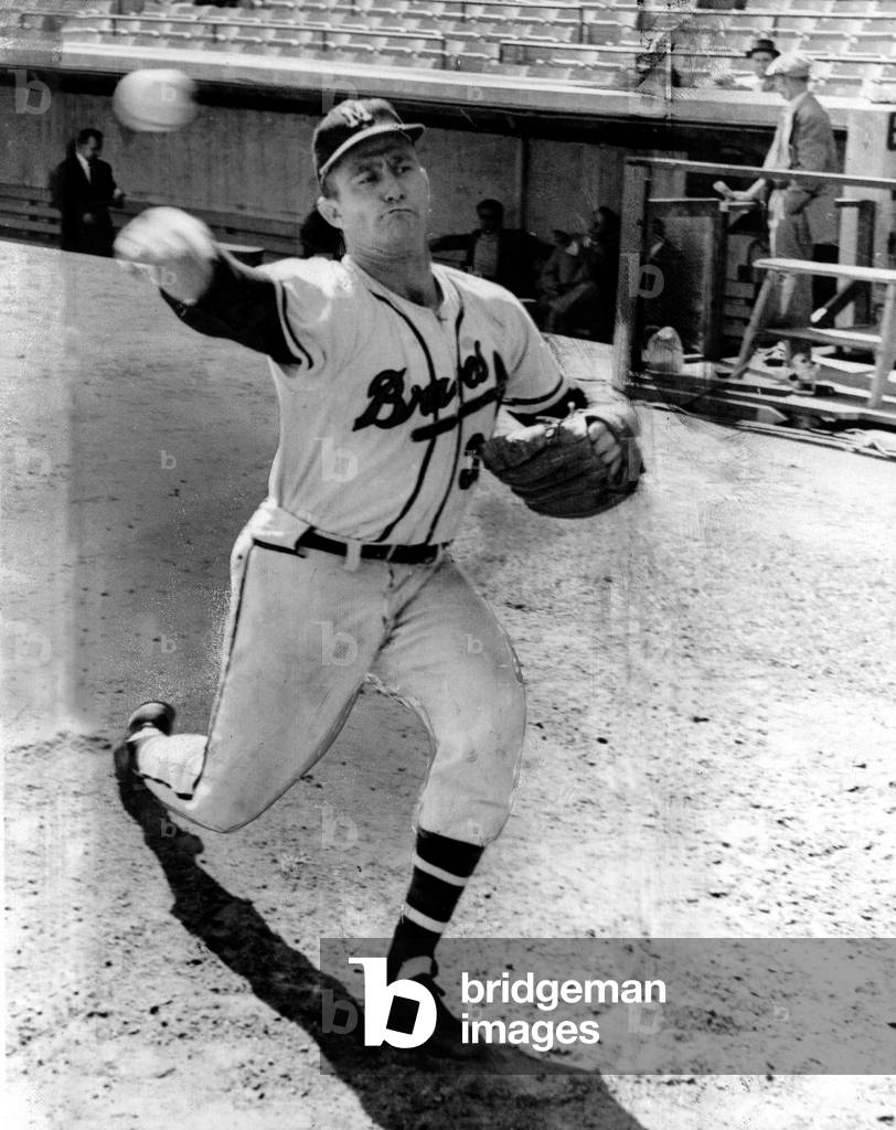 Lou Burdette at County Stadium in Milwaukee preparing for the opening game of the 1958 World Series against the New York Yankees.