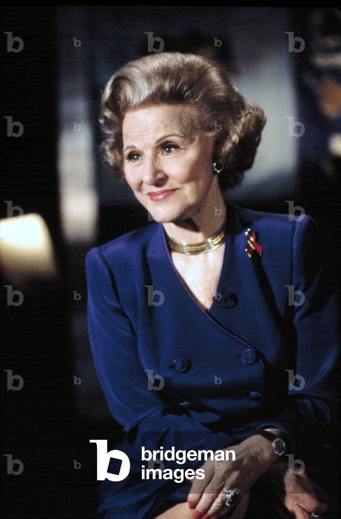 ABIGAIL VAN BUREN, (aka, Pauline Phillips), newspaper columnist & writer of the 