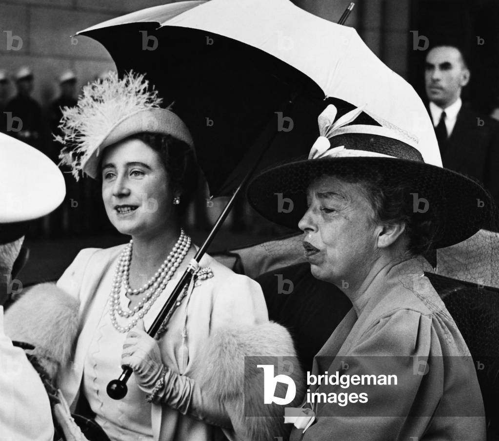 FDR Presidency. British Queen Elizabeth (future Queen Mother) and First Lady Eleanor Roosevelt, c.late 1930s