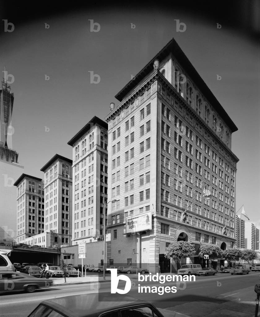 Los Angeles, Subway Terminal Building, The Subway Terminal Building was designed by the prominent architectural firm of Schultze and Weaver who were responsible for many buildings in the Los Angeles area done in the Italian Renaissance style. 415-417 South Hill Street, initial construction in 1925, California, photograph c.1979