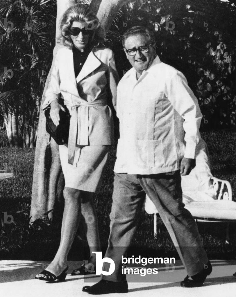 Nancy Kissinger (aka Nancy Maginnes), Henry Kissinger, in Acapulco, April 2, 1974.