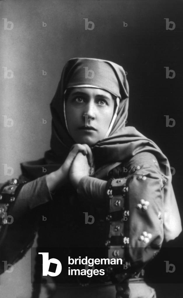 Lillie Langtry (1853-1929), as Lady Macbeth. 1899