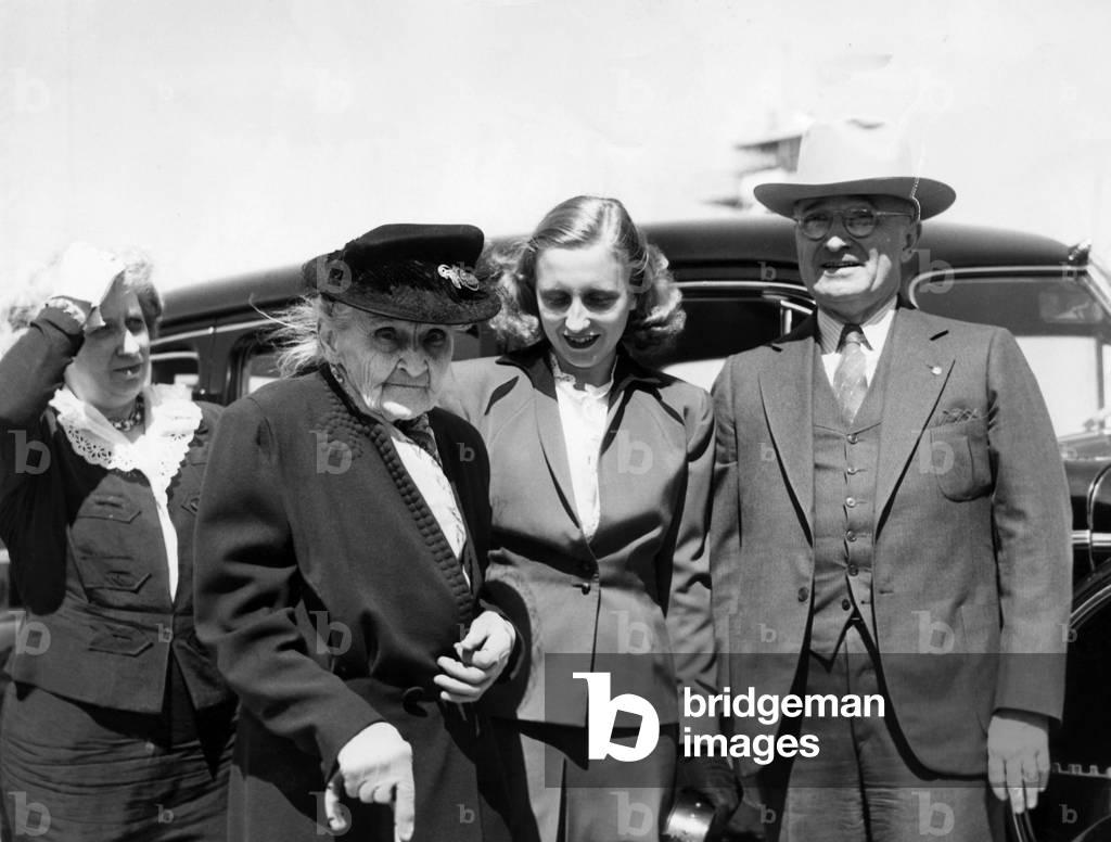 President Harry Truman (far right), with, from far left: wife First Lady Bess Truman, mother Martha Truman, and daughter Margaret Truman, 1947.