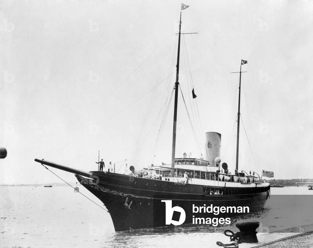 J.P. Morgan Jr.'s yacht 'Corsair,' as it arrived in Southampton, England, July 27, 1934 (b/w photo)