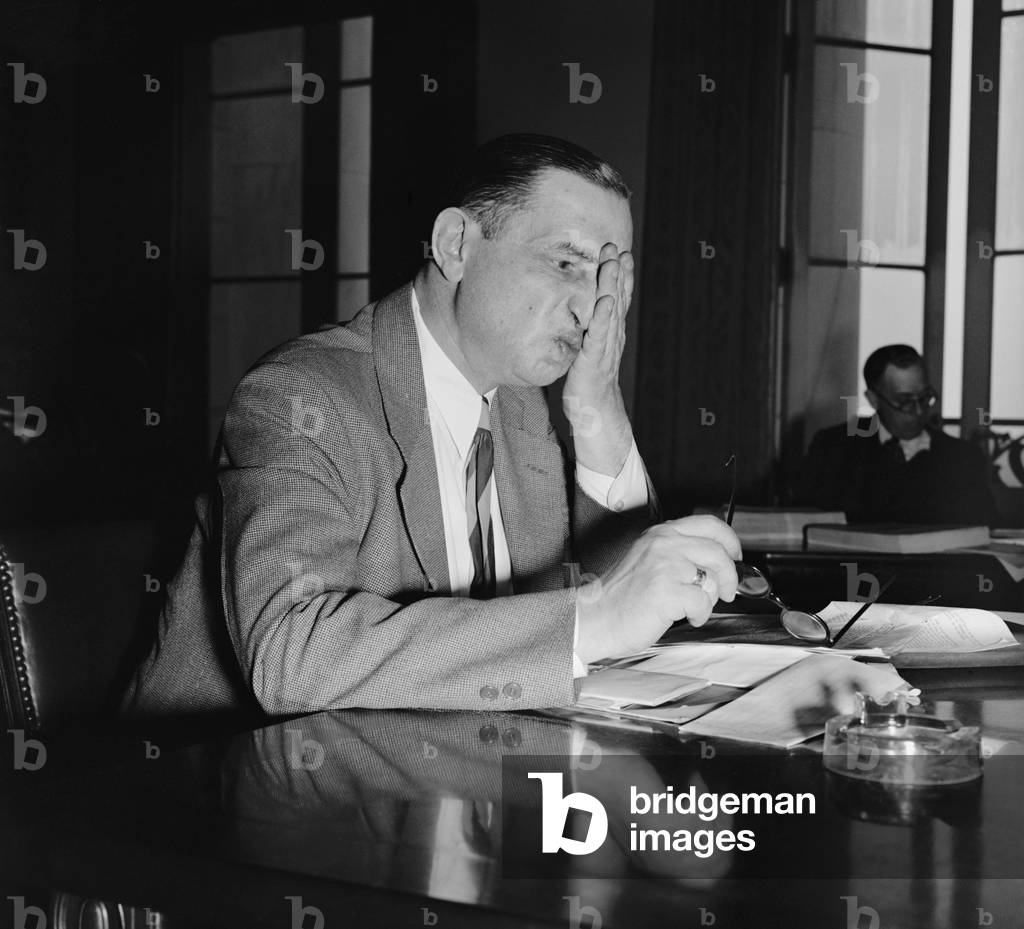 Jacob Spolansky, Detroit Sheriff's Investigator, before HUAC. He testified the 1936 'sit-down' strike at General Motors was conceived by communists. Oct. 18, 1938