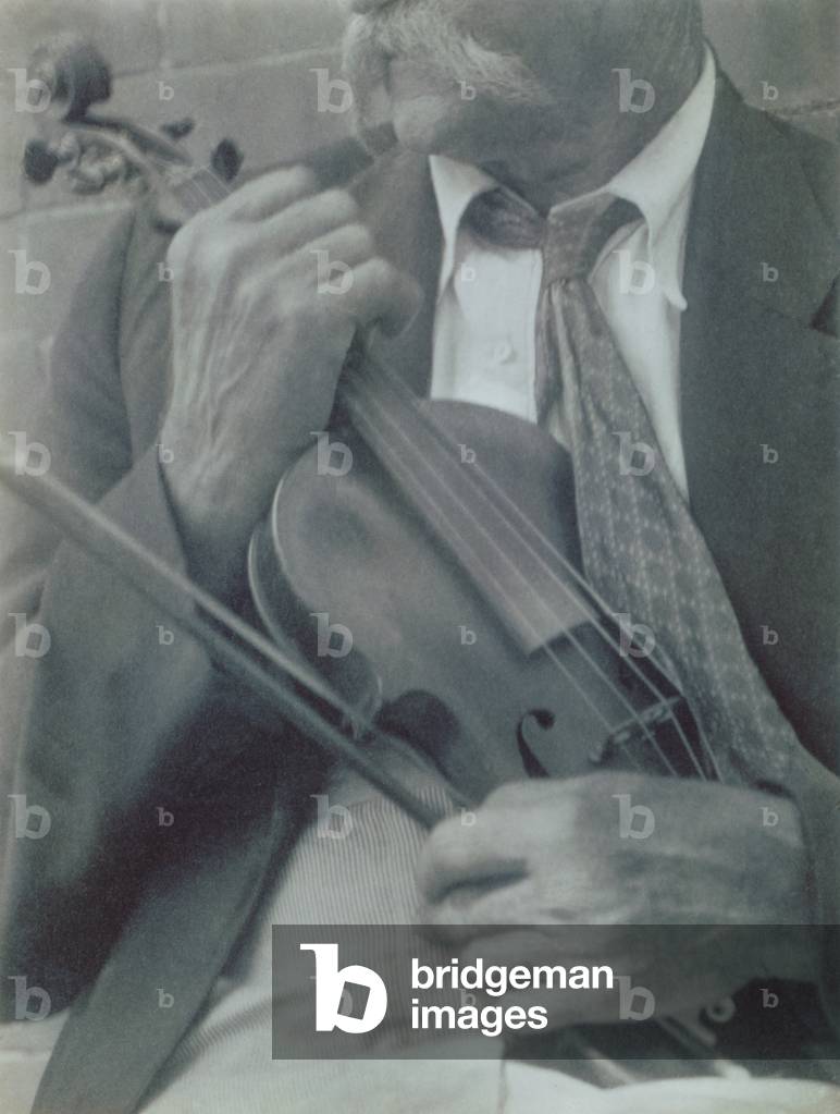 James Duff, Appalachian fiddler in Hazard, Kentucky, c. 1934. By Doris Ulmann who made seven trips to the rural South between 1928-1934, photographing tradition bound people with a modern sensibility