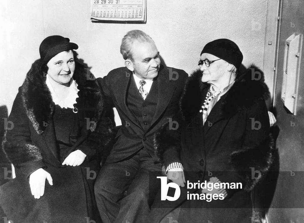 Thomas Mooney visited by Anna Mooney and Mrs. Mary Mooney, his mother and sister. May 21, 1933. They visited him in the San Francisco County Jail where he awaited for a new trial in his untried second 1916 indictment. He received an acquittal, but this did not erase his conviction on the 1st charge. He was sent back to prison