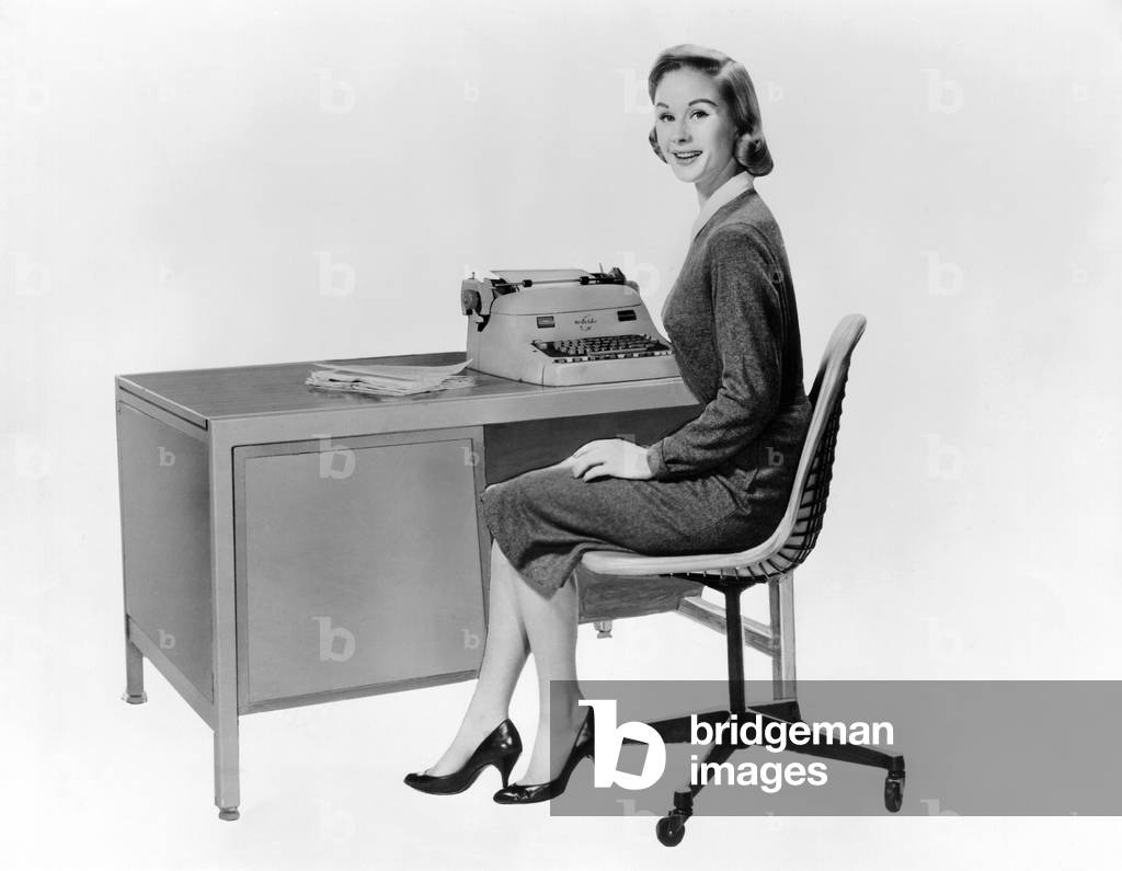 Monrobot IX was exhibited at the National Business Show at the New York Coliseum. It was a calculating machine system used primarily for billing, and invoice writing. Oct. 28, 1957.