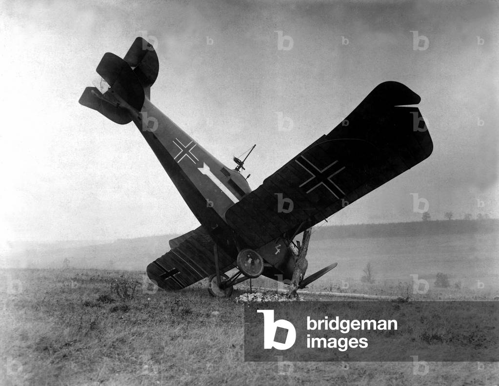 German plane shot down in the Argonne by American machine gunners. Between Montfaucon and Cierges, France. World War I. Oct. 4, 1918