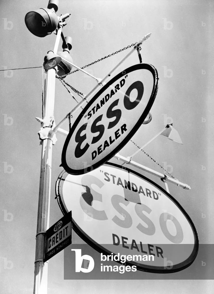 Esso. Gasoline sign on Chestnut Street, Philadelphia, Pennsylvania. Paul Vanderbilt, July 1939