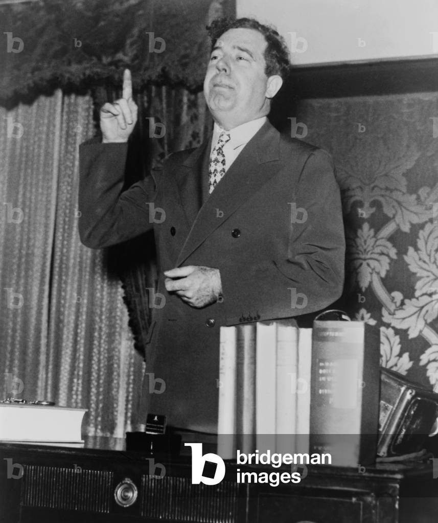 Huey P. Long in a speaking pose in 1935. He was planning to Challenge FDR in the 1936 presidential election, was assassinated by the son-in-law of a Louisiana judge he removed from office.