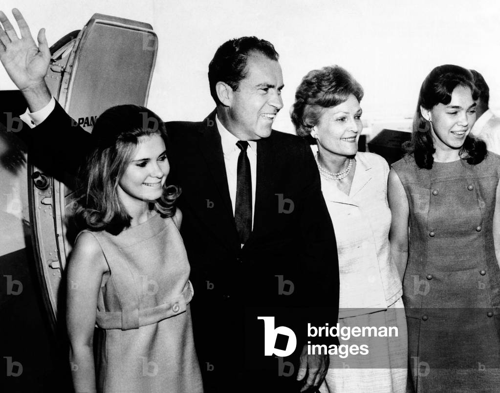 Former Vice Pres. Richard Nixon leaving New York for fact finding trip to the Near East and Afric, 1967