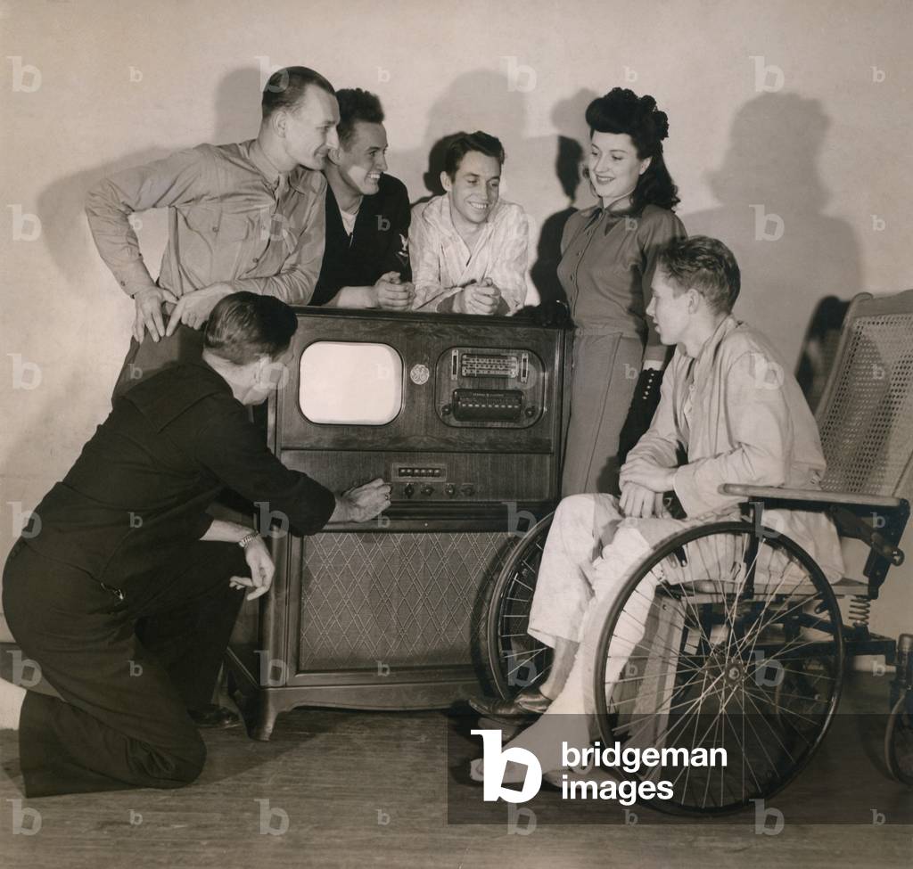 World War II era servicemen patients explore the new radio-television at St. Albans U.S. Naval Hospital in Queens New York, in 1943