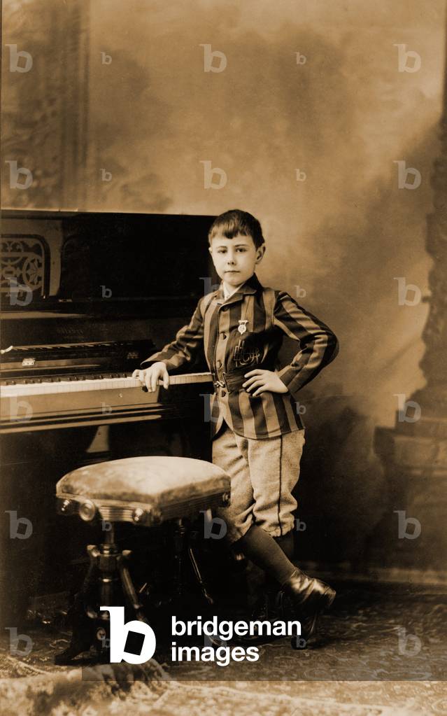 Josef Hofmann (1876-1957), child prodigy, studied with Anton Rubinstein, performed publically at age six. 1888
