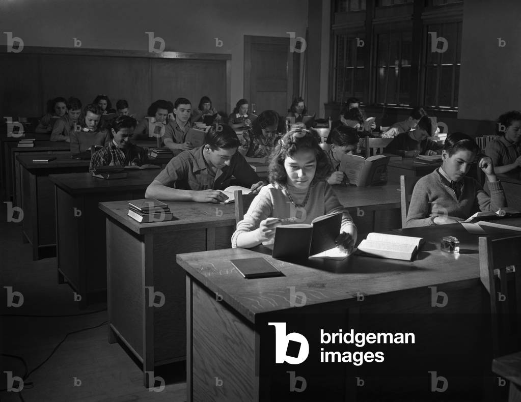 Students in a business class in New Bedford, Massachusetts, April 1942