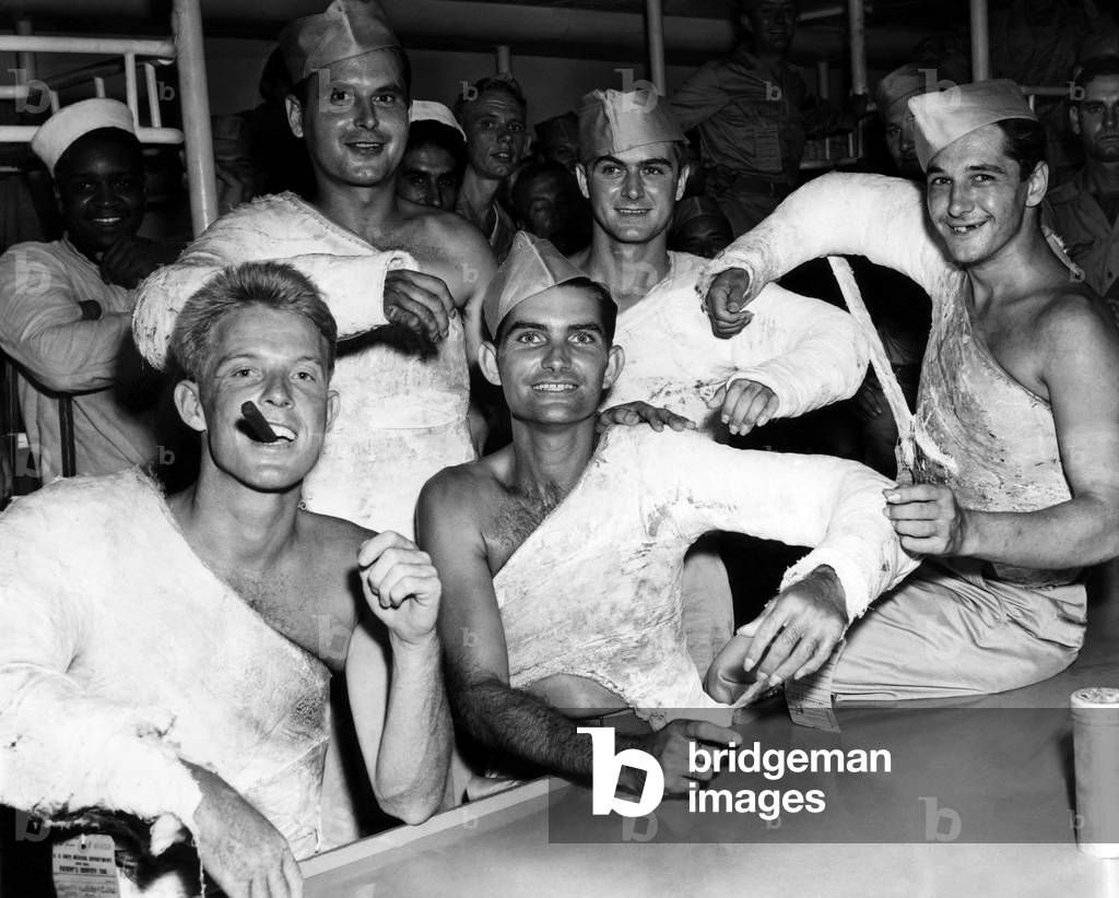 U.S. Veterans arrive home, New York City, August 14, 1945