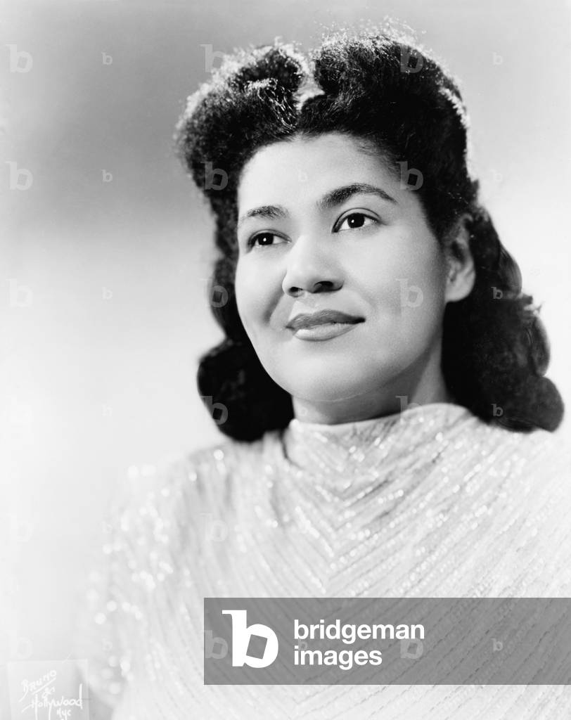 Dorothy Maynor (1910-1996), African American soprano who performed in the 1940s and 1950s. She left the stage to care for her ill husband and started the Harlem School of the Arts in 1963