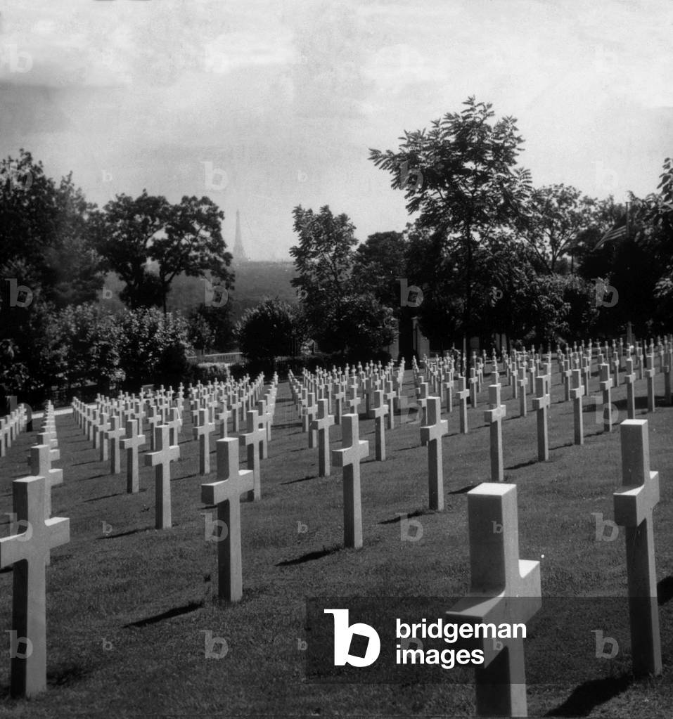 Cimetiere militaire americain de Suresnes: World War I, American military cemetery at Sures, France, 1919