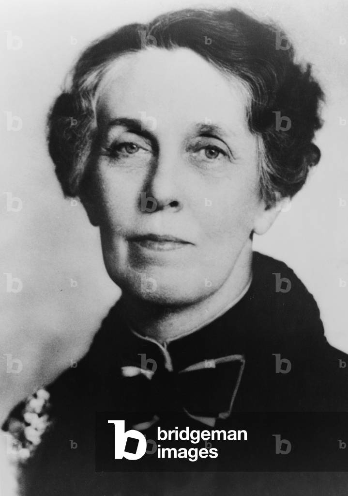 Emma Perry Carr (18801972), pioneering Mount Holyoke College professor of chemistry and research chemist