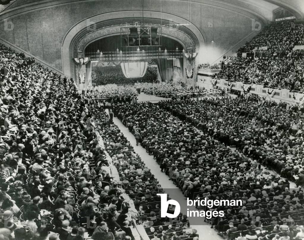 Crowd in Cleveland to hear Franklin Roosevelt's campaign speech. Nov. 3, 1940. It was his final a speech before election day