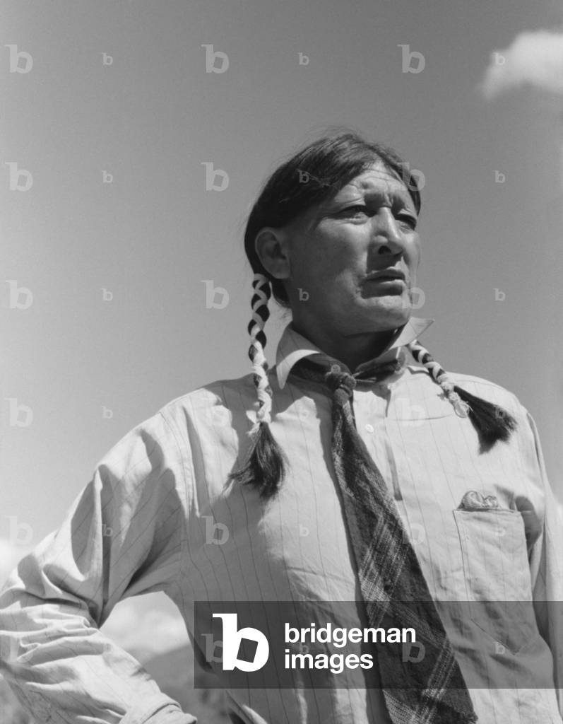 Jerry Mirabel (1870-1980), Pueblo Indian was a made famous as an artists' model by Western painters Joseph Henry Sharp and E. Irving Couse. Also known as Elk Foot and Tumenah, he lived in Taos, New Mexico, and lived to age 110. Sept. 1939 portrait by Russell Lee