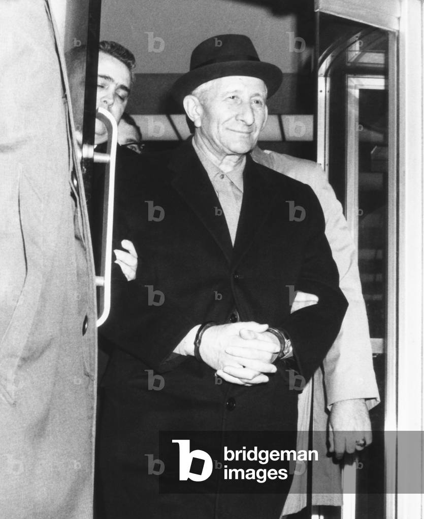 Handcuffed Carlo Gambino is led from FBI headquarters on March 23, 1970. The New York Mafia 'Boss of All Bosses' was arrested for conspiracy to hijack an armored car $ 6 million. Gambino was never convicted