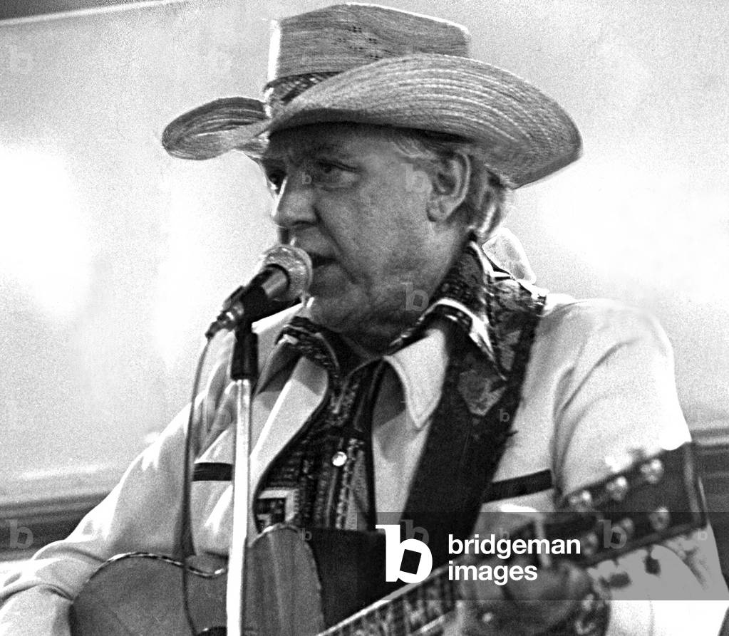 Country western singer DAVE DUDLEY performing live, c. late 1970s