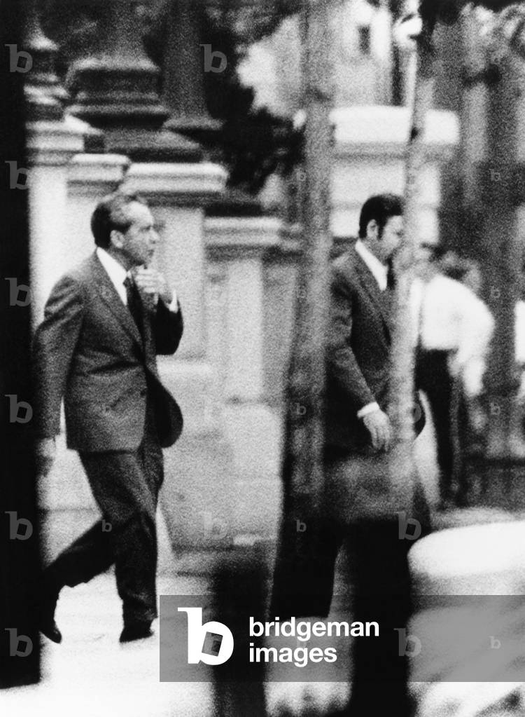 President Nixon, accompanied by Press Secy, Ronald Ziegler, walks to White House. Later in the day, Nixon announced his resignation. Aug. 8, 1974