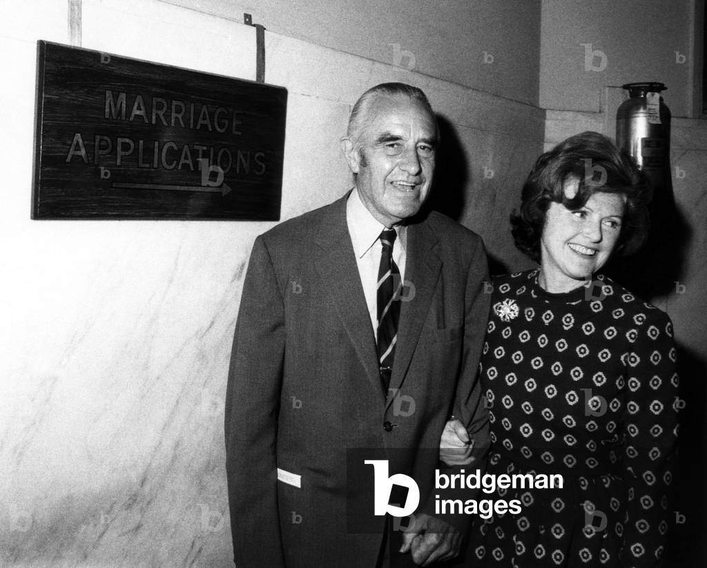 Former ambassador Averell Harriman and Pamela Hayward leave the New York Municipal Building after filing a marriage licence, September 1971